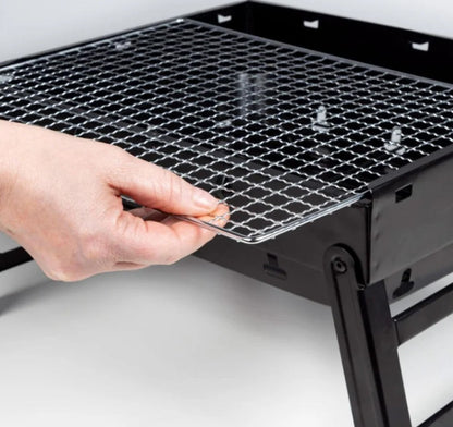 Gratar portabil si pliabil pentru carbuni – din inox, compact, ideal pentru camping si picnic