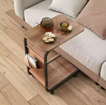 Masa de Cafea Mobila cu Roti - 2 Blaturi din Lemn si Buzunar Lateral