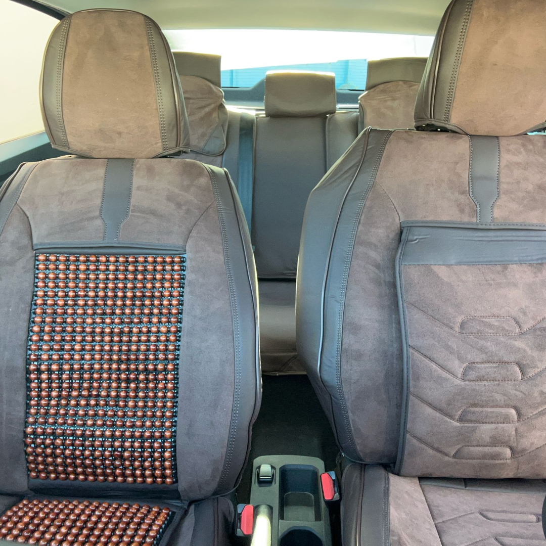 Huse Auto Universale Maro - Protectie Premium pentru Scaune Fata/Spate