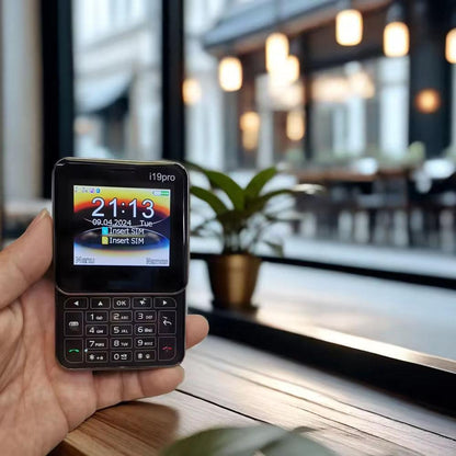 Telefon Mini Slide i19 Pro - Ecran 2.4