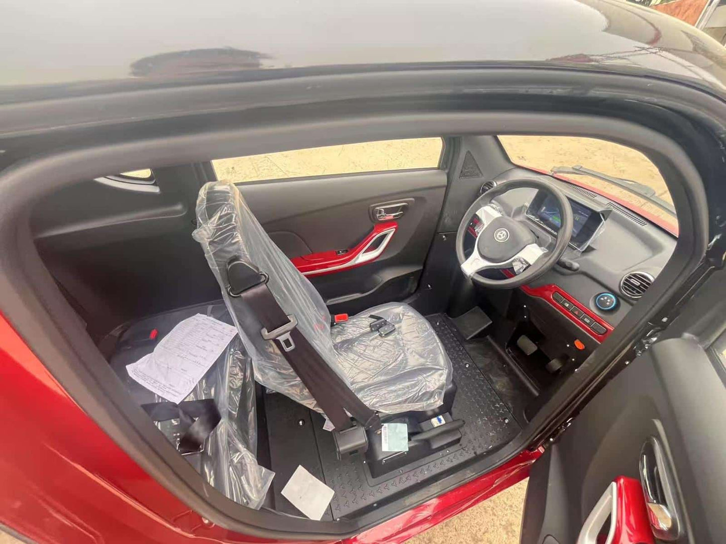 Mașină Electrică Fără Permis JRH 2000W, 60V/80Ah, Autonomie 60 km, ECO 25 km/h, Viteză Max. 45 km/h, 3 Locuri, Omologată Drum Public