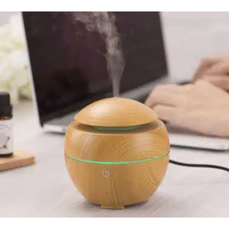 Difuzor de Arome cu telecomanda si Iluminare LED 7 Culori 130 ml